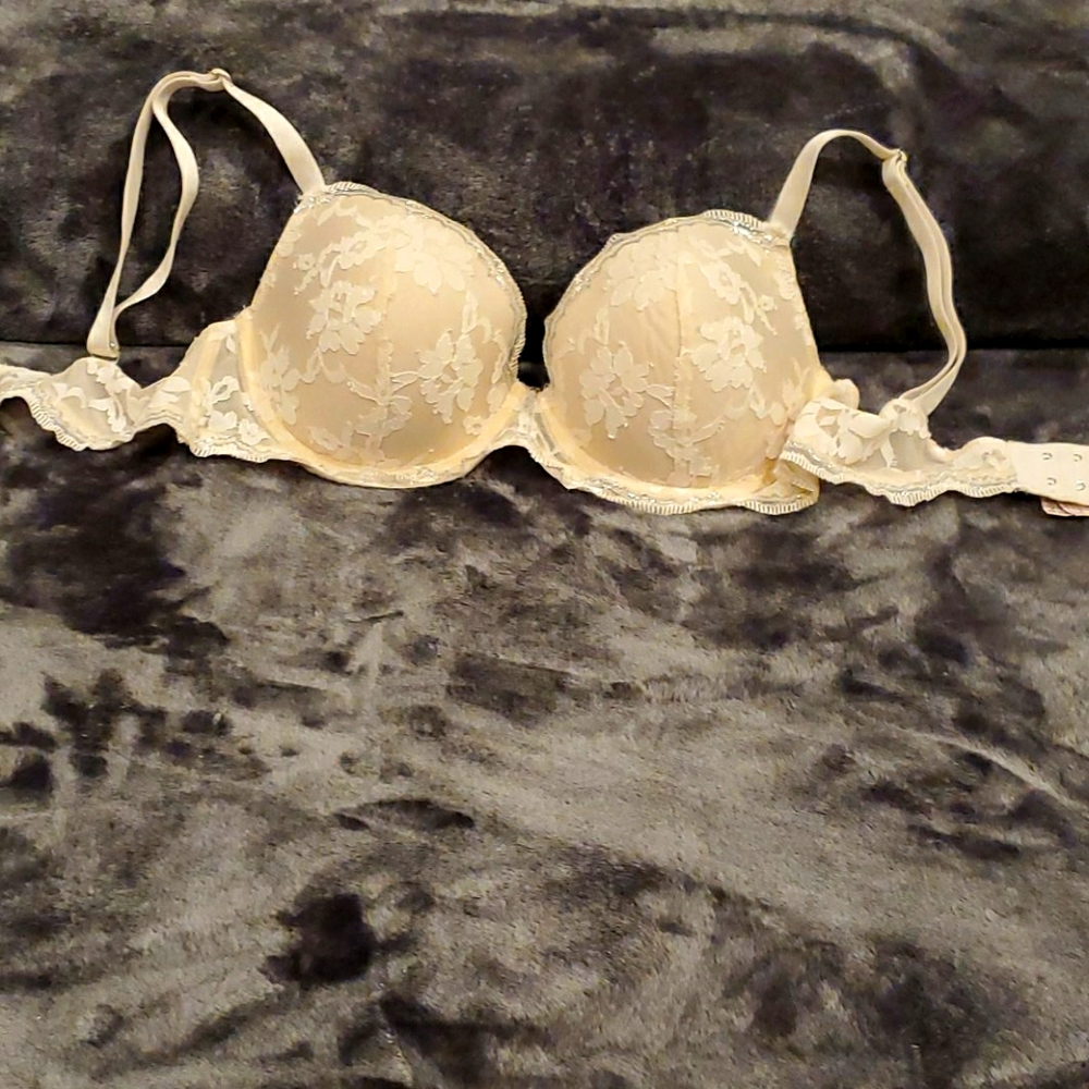 Bra